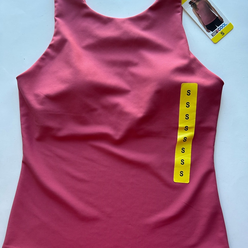 32 degrees cool Sleek Pink Tank Top size small